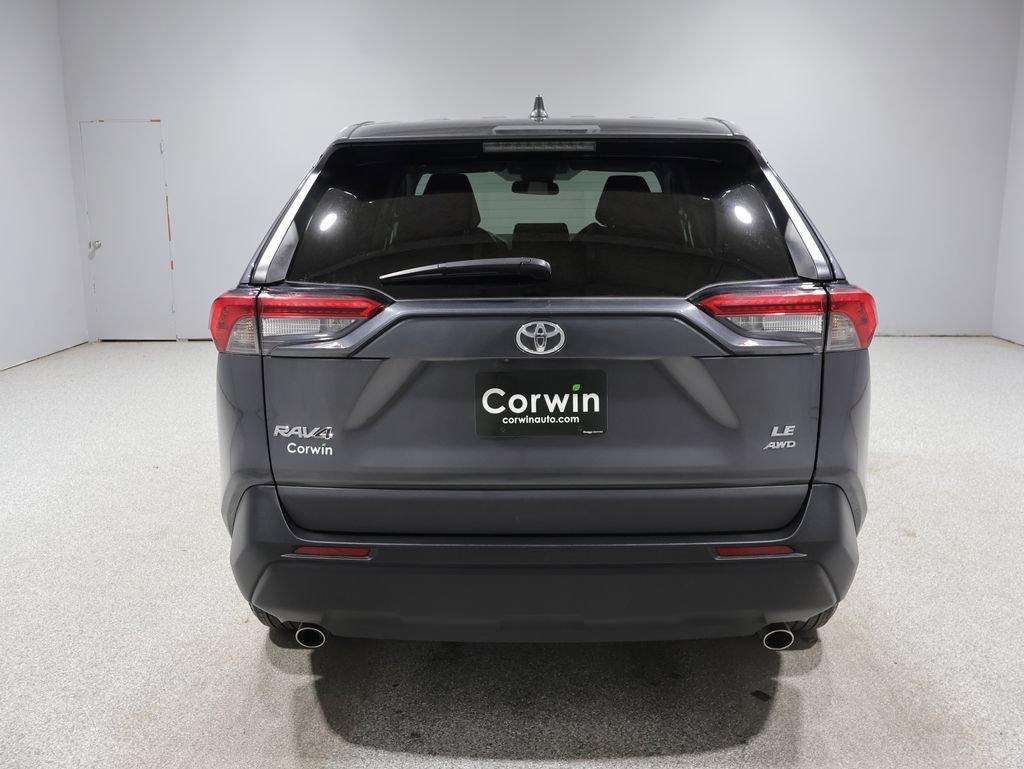 Used 2025 Toyota RAV4 LE AWD/4WD image 3