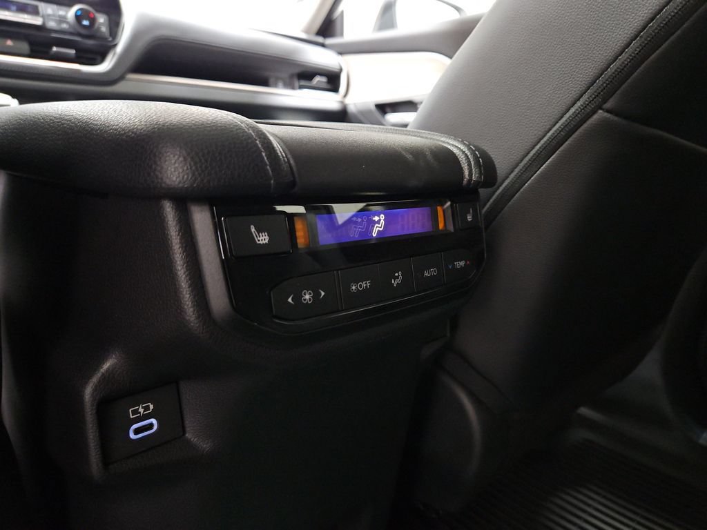 New 2026 Toyota Grand Highlander AWD Hybrid image 26
