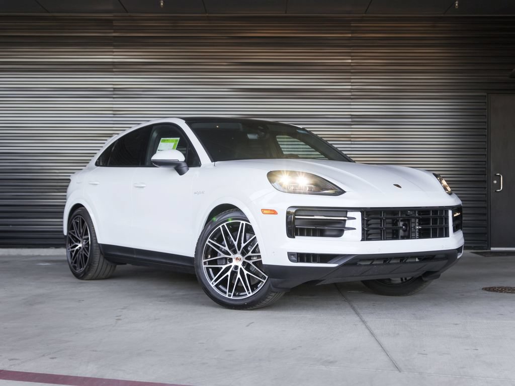 New 2026 Porsche Cayenne E-Hybrid Coupe AWD/4WD image 9