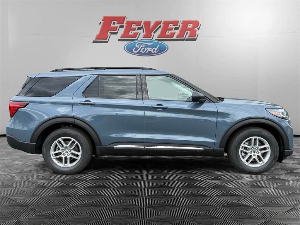 New 2025 Ford Explorer Active w/ Active Comfort Package image 8
