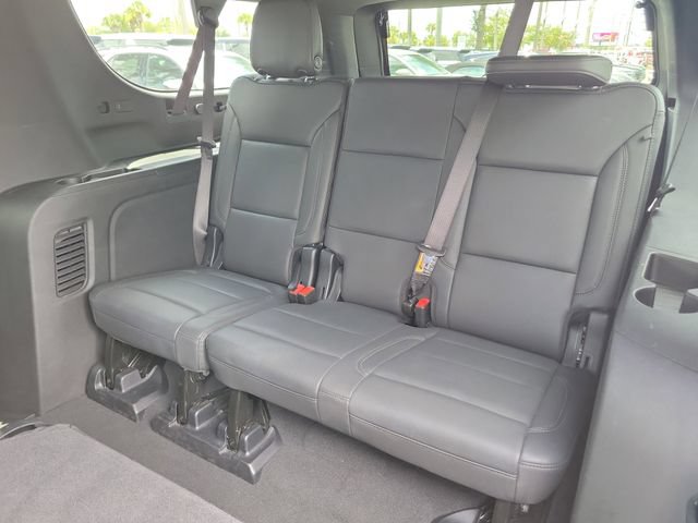 Certified 2025 Chevrolet Suburban Z71 AWD/4WD image 18
