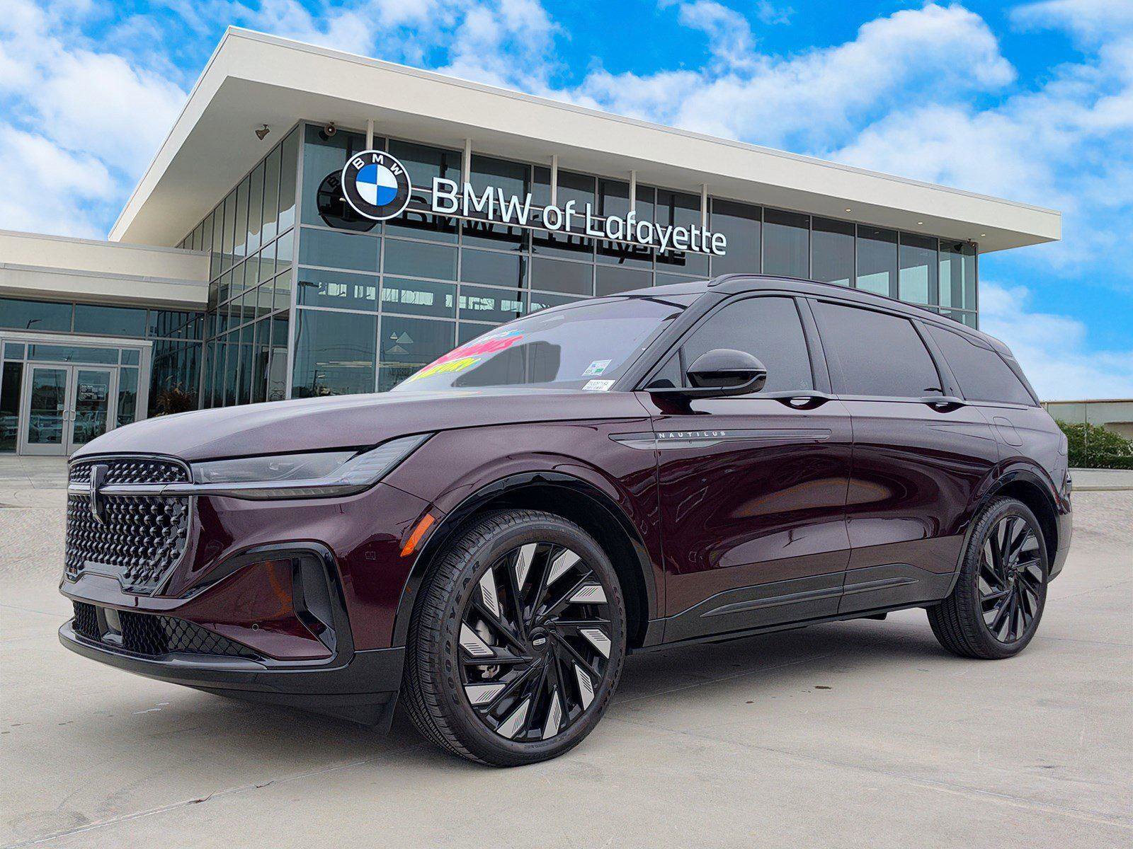 Used 2025 Lincoln Nautilus Reserve