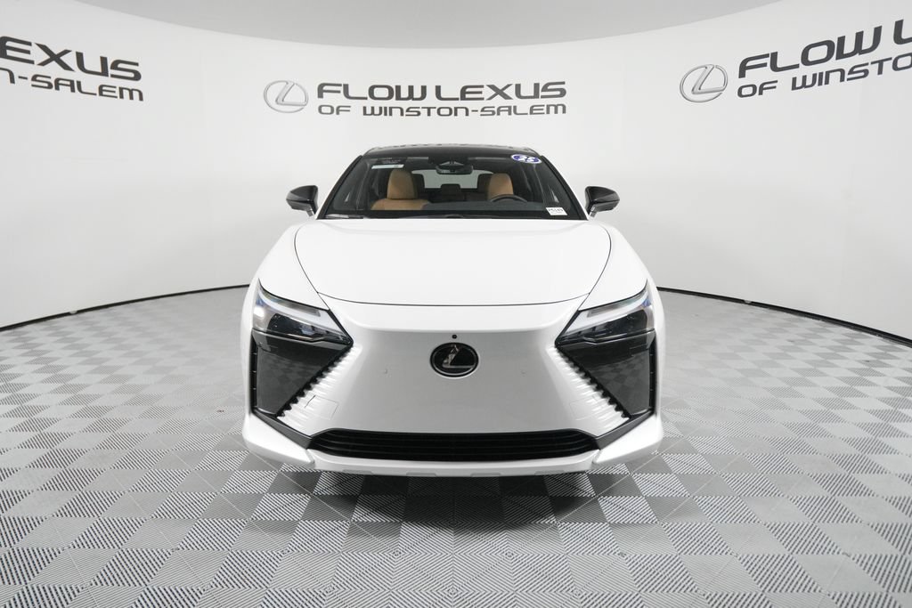 Certified 2025 Lexus RZ 300e w/ Accessory Package (2T) FWD image 2
