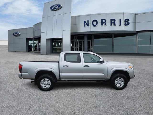 Used 2022 Toyota Tacoma SR AWD/4WD image 5