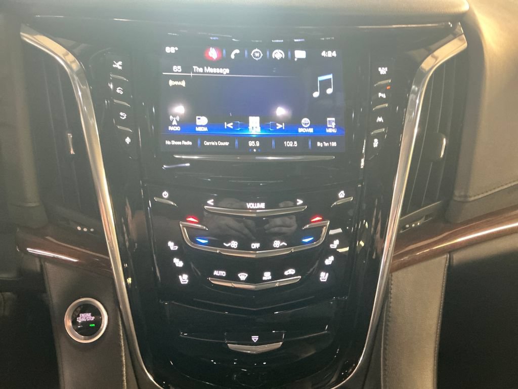 Used 2016 Cadillac Escalade Premium AWD/4WD image 19
