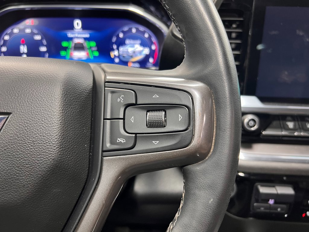 Used 2024 Chevrolet Silverado 2500 High Country w/ Technology Package image 17