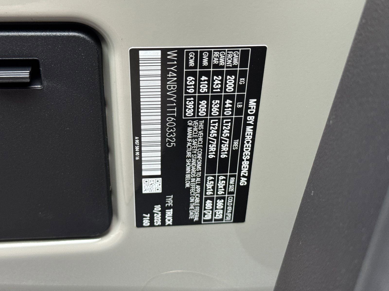 New 2026 Mercedes-Benz Sprinter 144 Cargo image 28