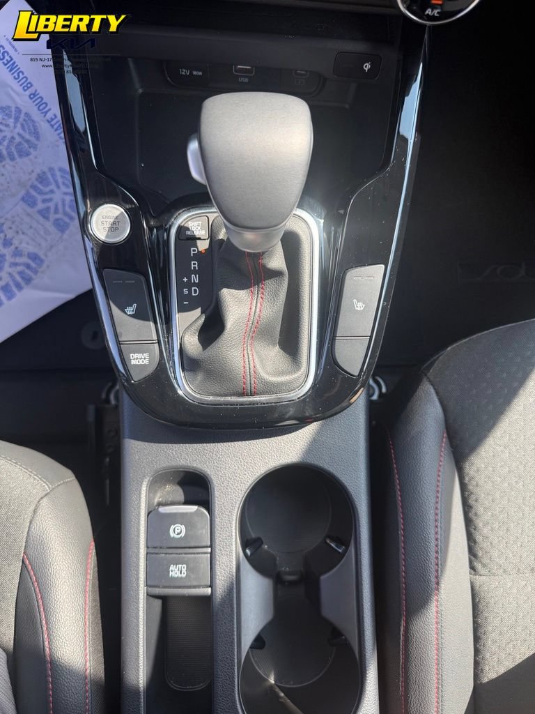 Used 2025 Kia Soul GT-Line w/ GT-Line Technology Package FWD image 15