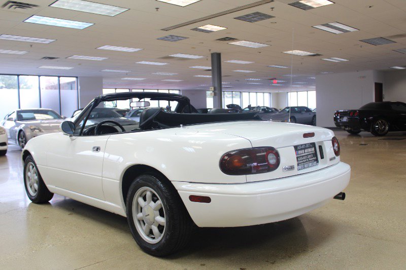 Used 1990 MAZDA MX-5 Miata image 4