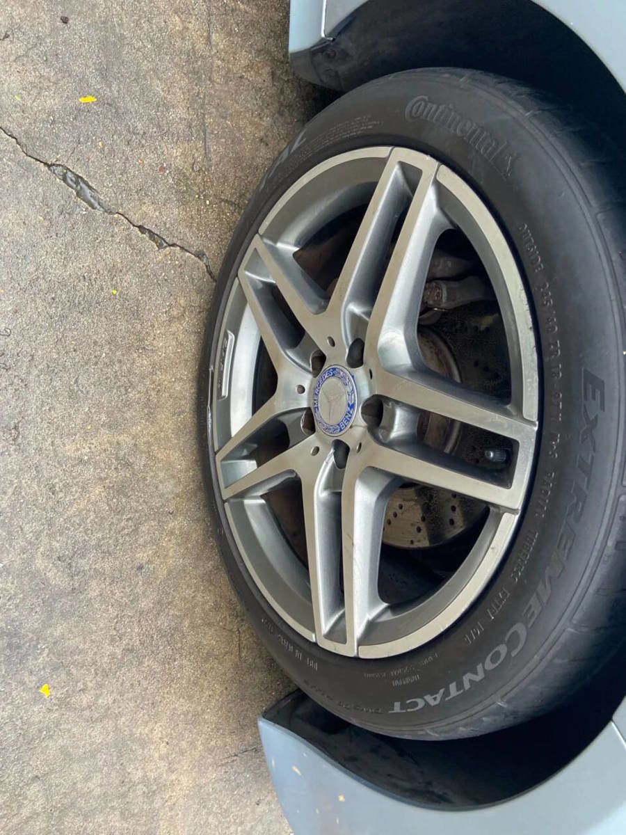 Used 2015 Mercedes-Benz E 400 Sedan w/ Driver Assistance Package image 15