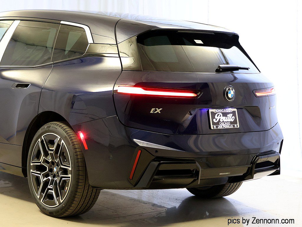 New 2026 BMW iX xDrive60 w/ M Sport Package image 8
