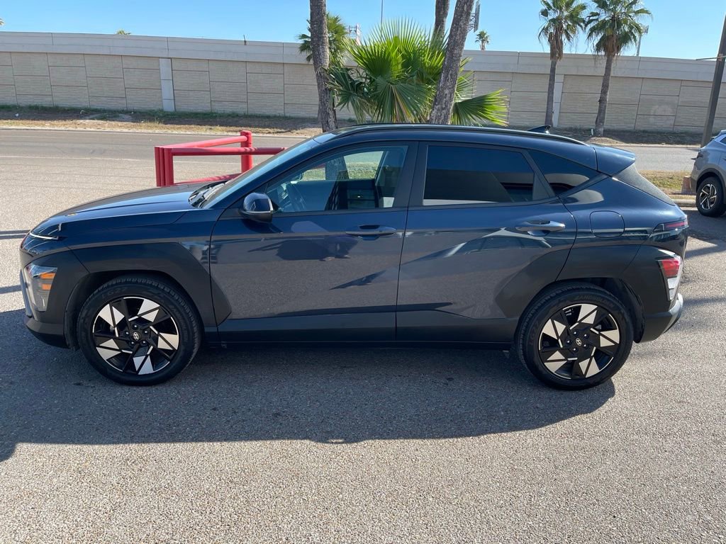 Used 2024 Hyundai Kona SEL image 3