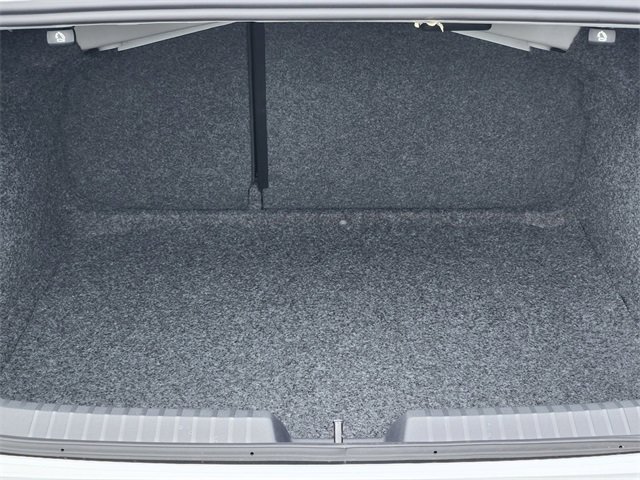 New 2026 Volkswagen Jetta SE image 32