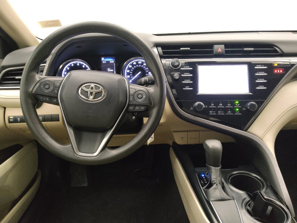 Used 2019 Toyota Camry LE image 22