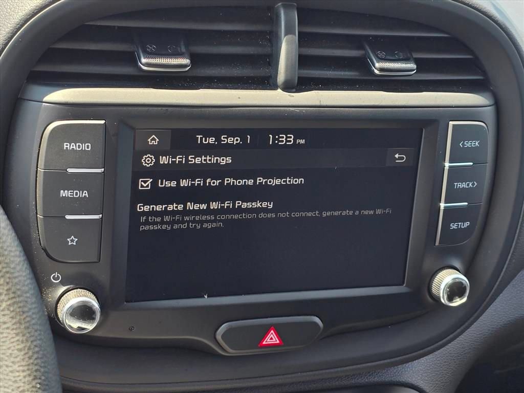 Used 2024 Kia Soul LX FWD image 21