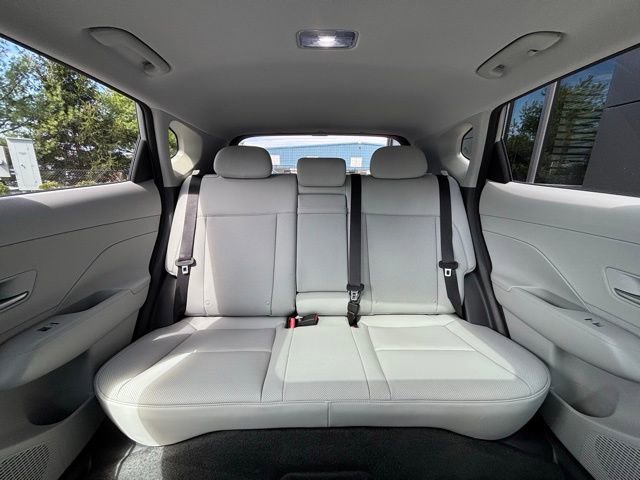 Used 2025 Hyundai Kona Limited image 56