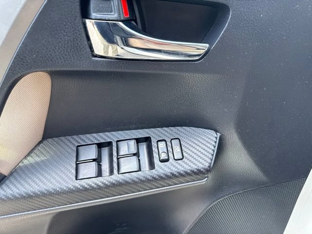 Used 2014 Toyota RAV4 XLE AWD/4WD image 9