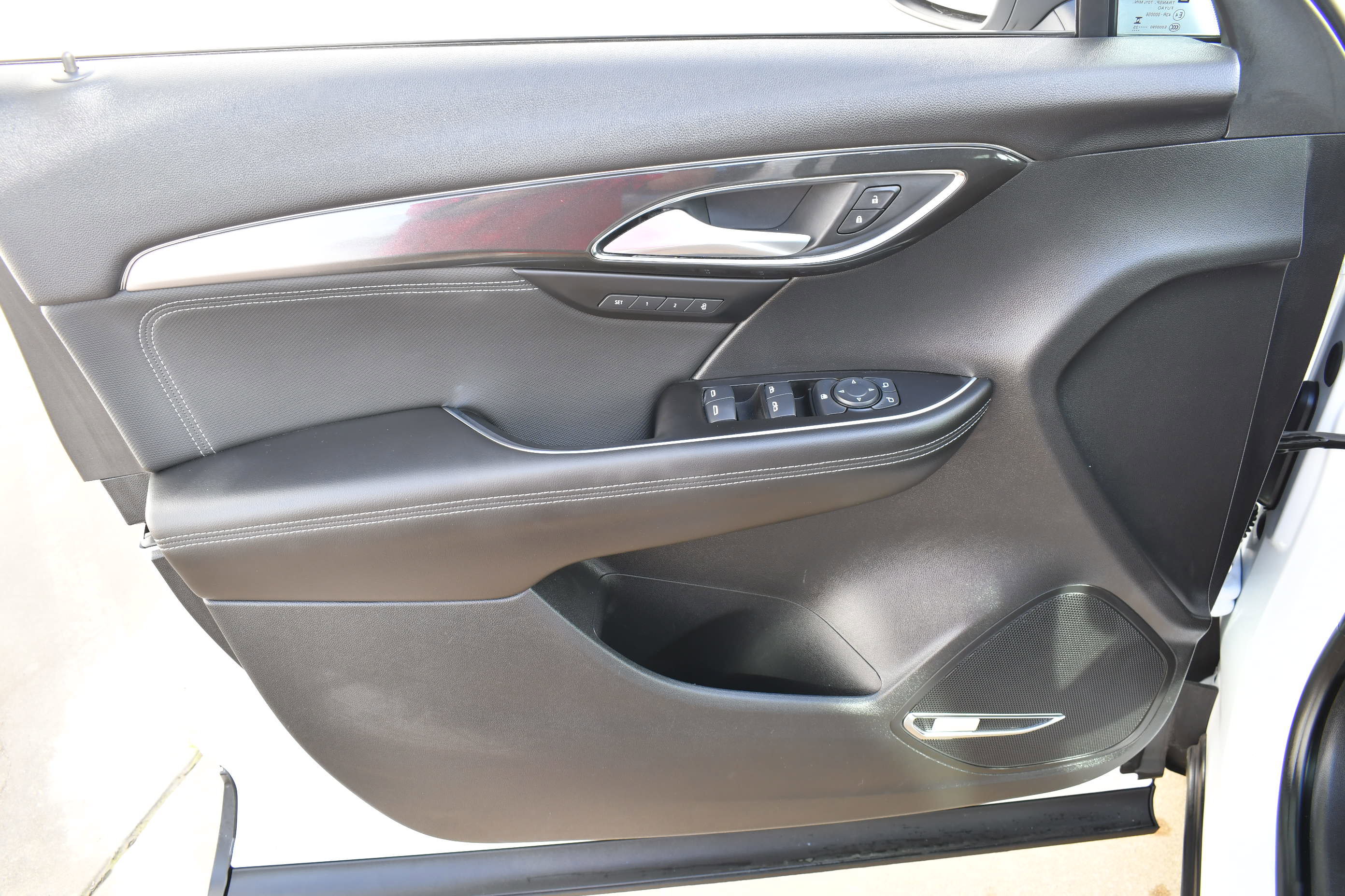 Used 2025 Buick Envision Preferred image 10