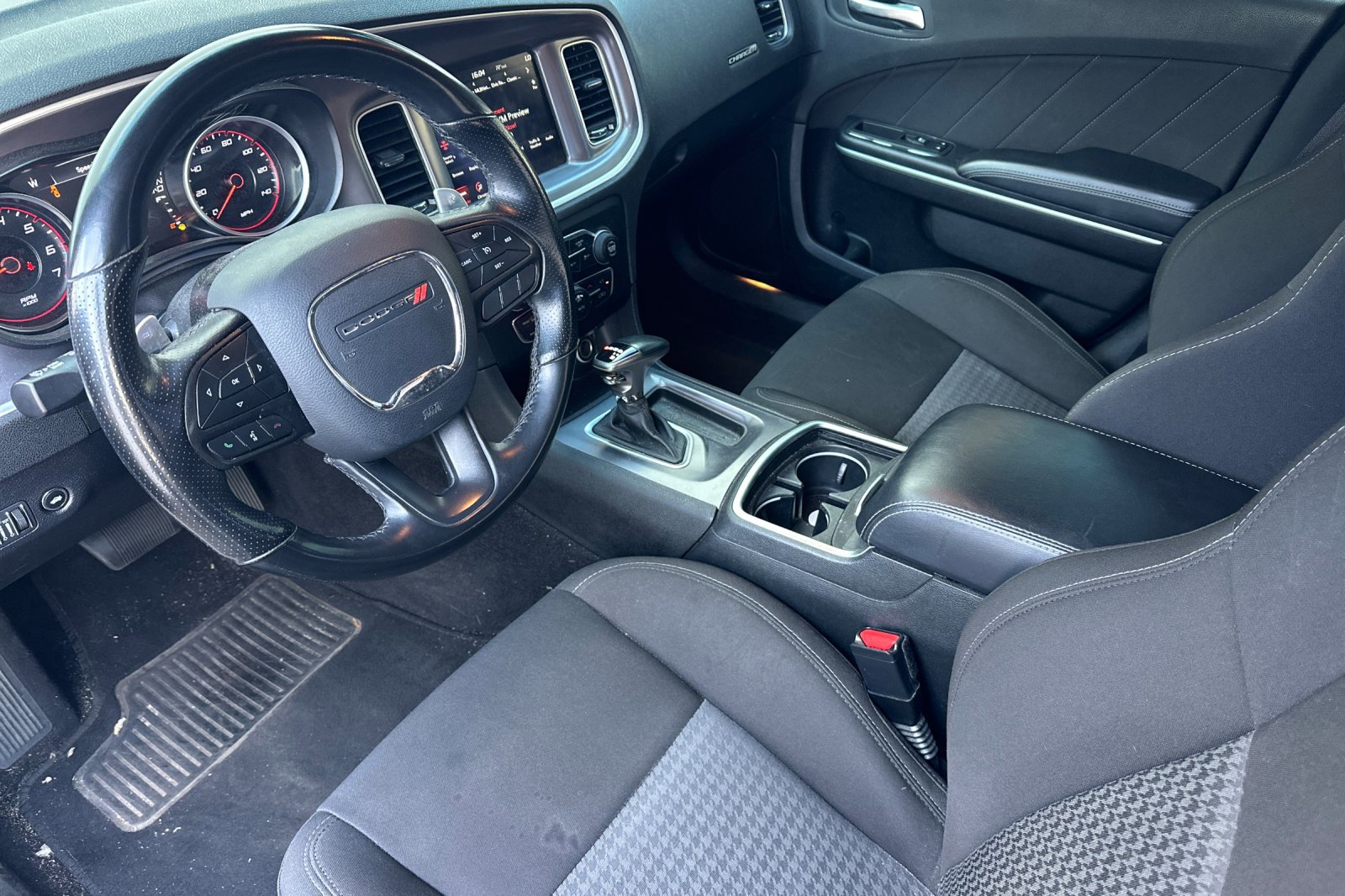 Used 2020 Dodge Charger GT w/ Driver Convenience Group image 10