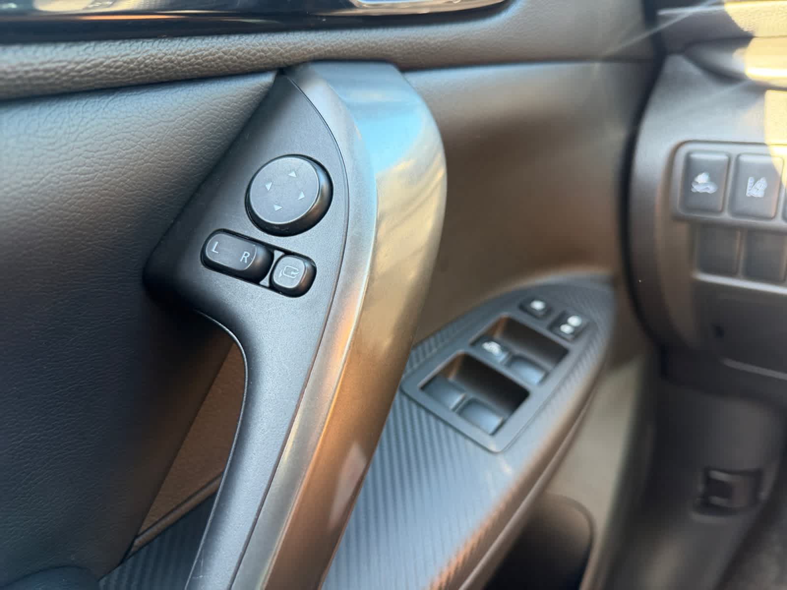 Used 2025 Mitsubishi Eclipse Cross AWD image 30