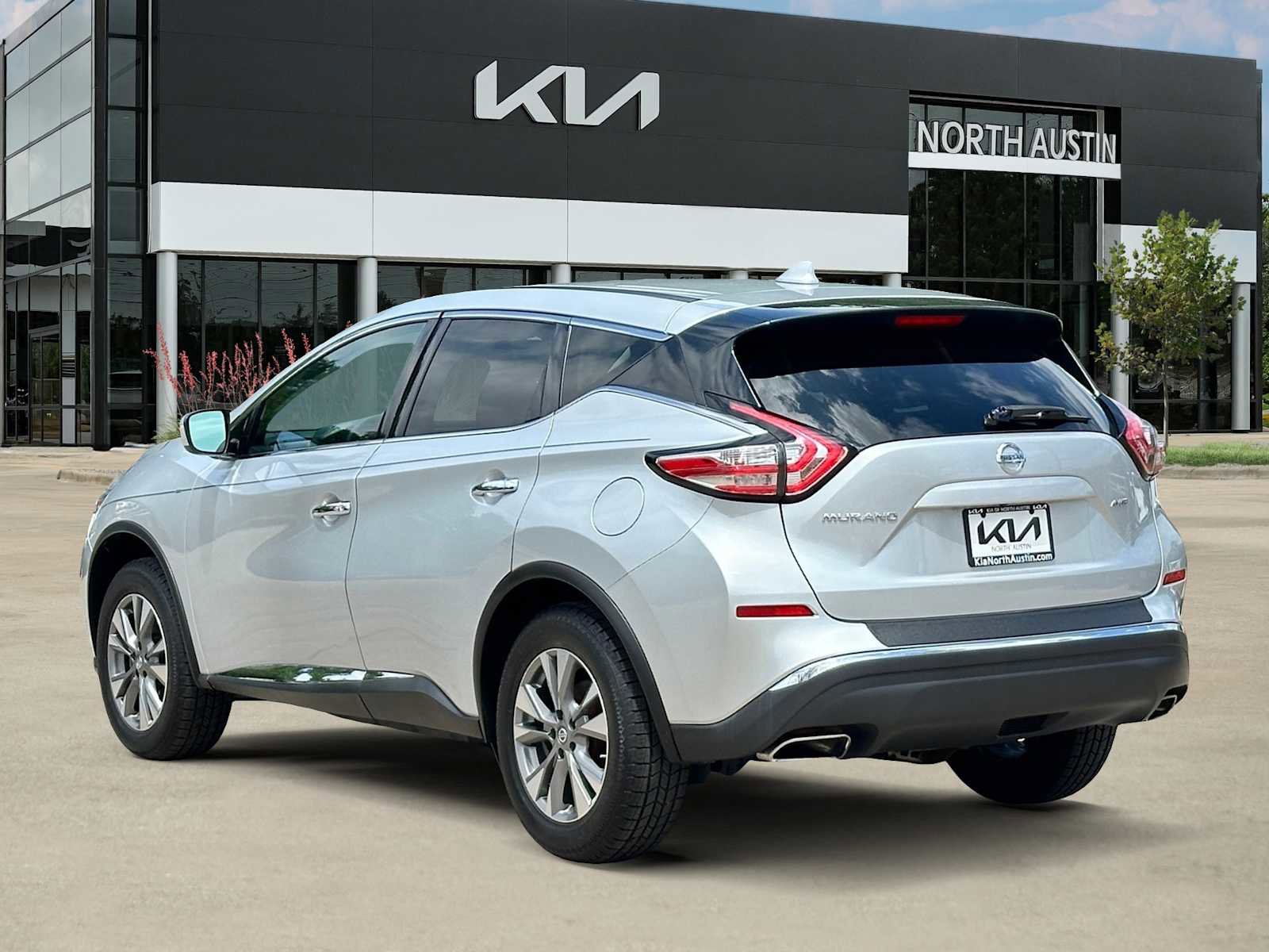 Used 2018 Nissan Murano S image 4