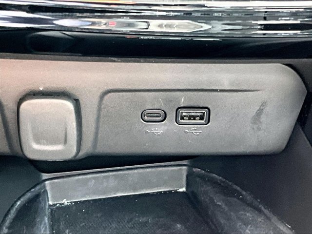 Used 2024 Chevrolet Trax ACTIV w/ Sunroof Package image 26