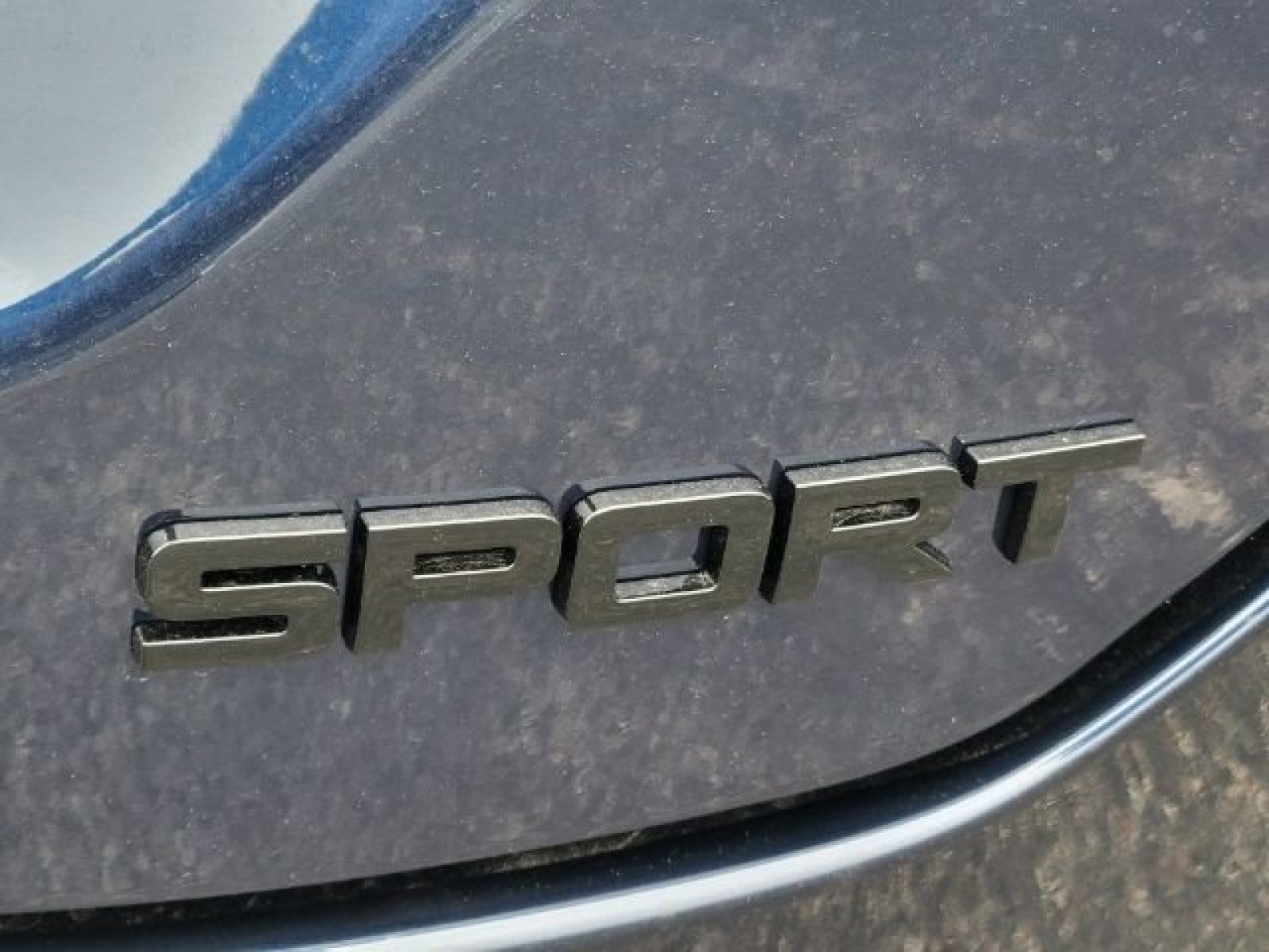 Used 2025 Honda Pilot Sport image 3