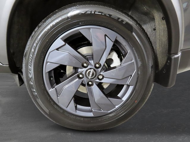 New 2026 Nissan Rogue SV image 10