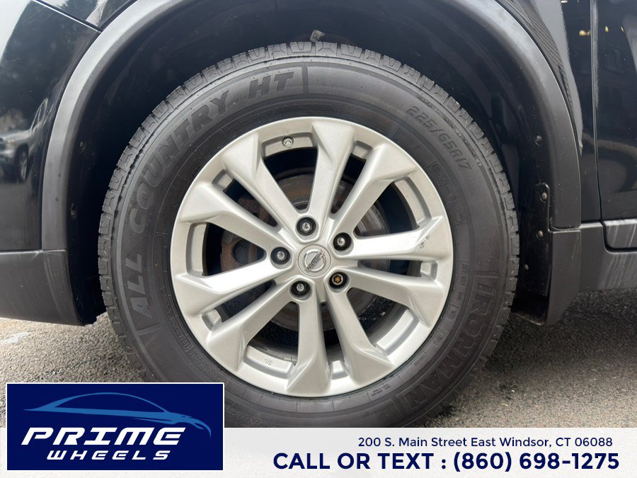 Used 2015 Nissan Rogue SV w/ SV Premium Package AWD/4WD image 23