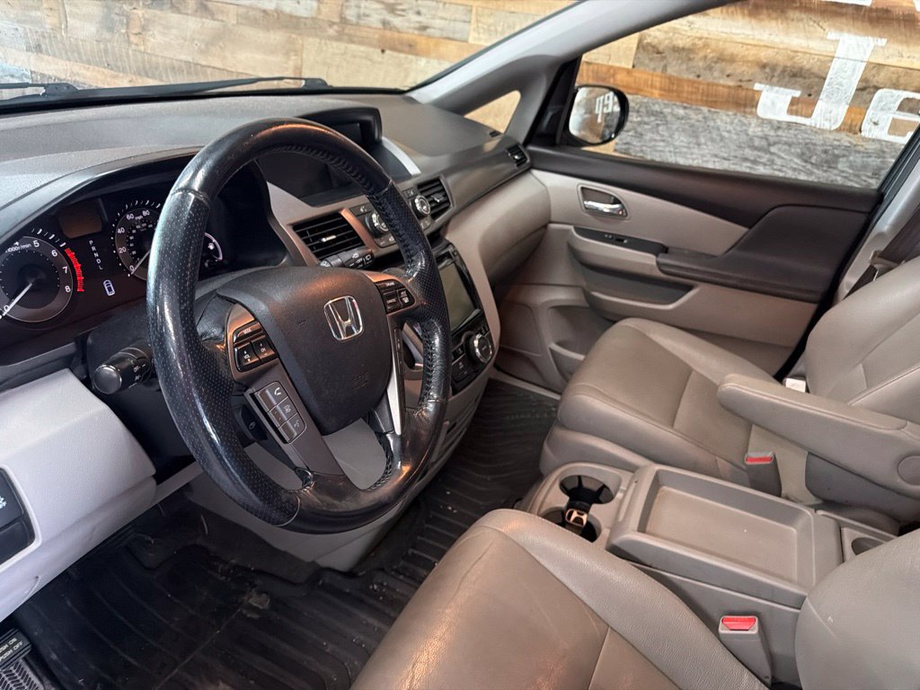 Used 2017 Honda Odyssey Touring image 10