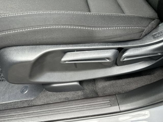 Used 2025 Honda CR-V LX image 12