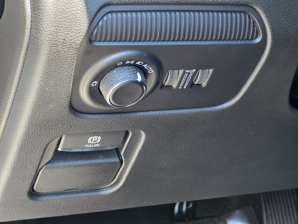 New 2026 Jeep Grand Wagoneer 4WD image 33