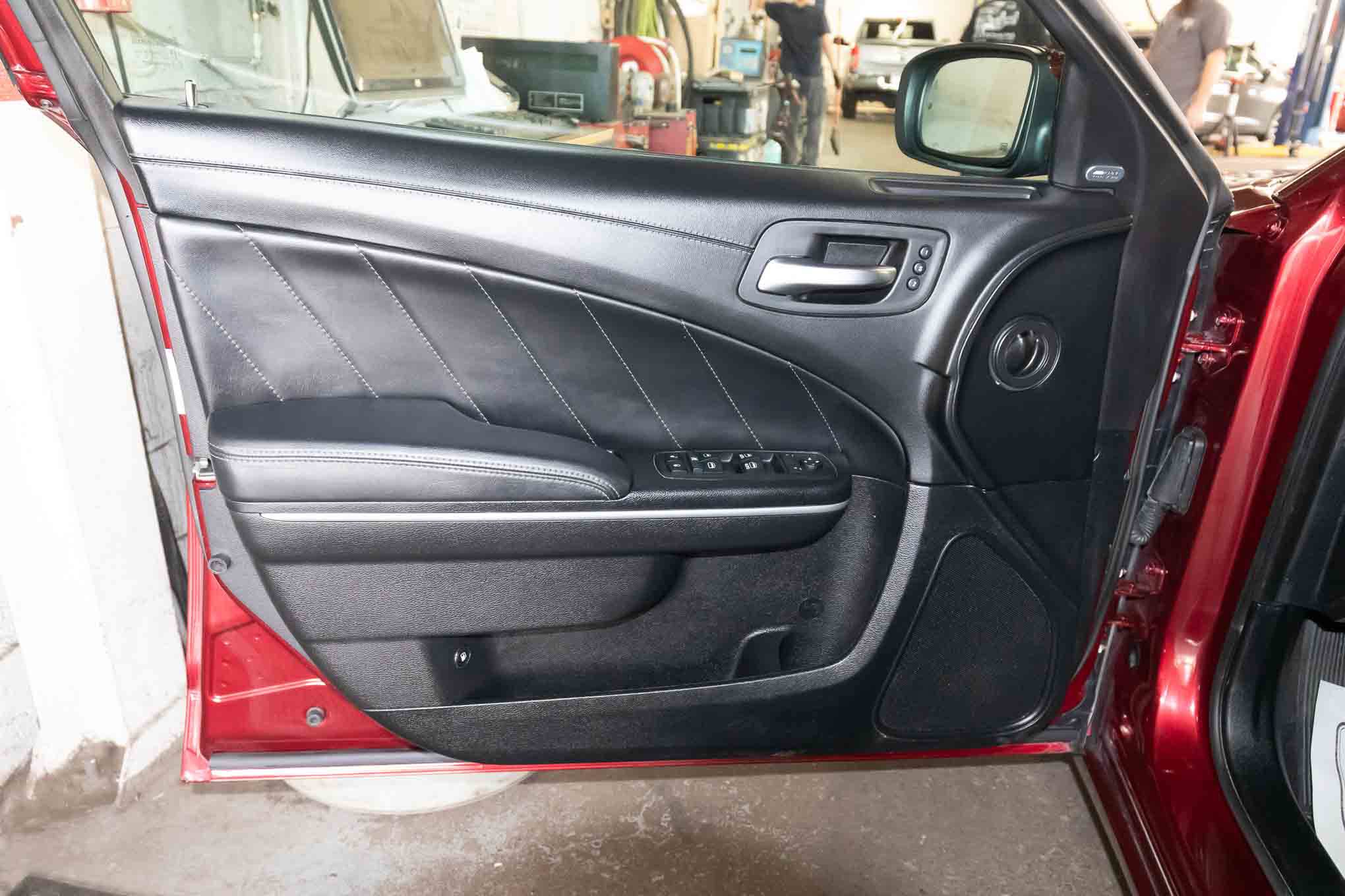 Used 2019 Dodge Charger SXT w/ Plus Group AWD/4WD image 9