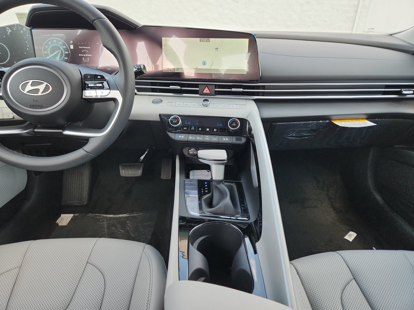 New 2026 Hyundai Elantra Limited FWD image 20