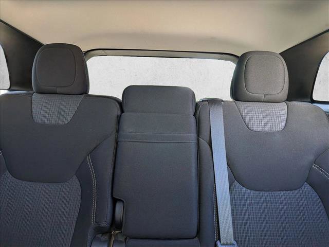 Used 2015 Jeep Cherokee Latitude w/ Comfort/Convenience Group image 16