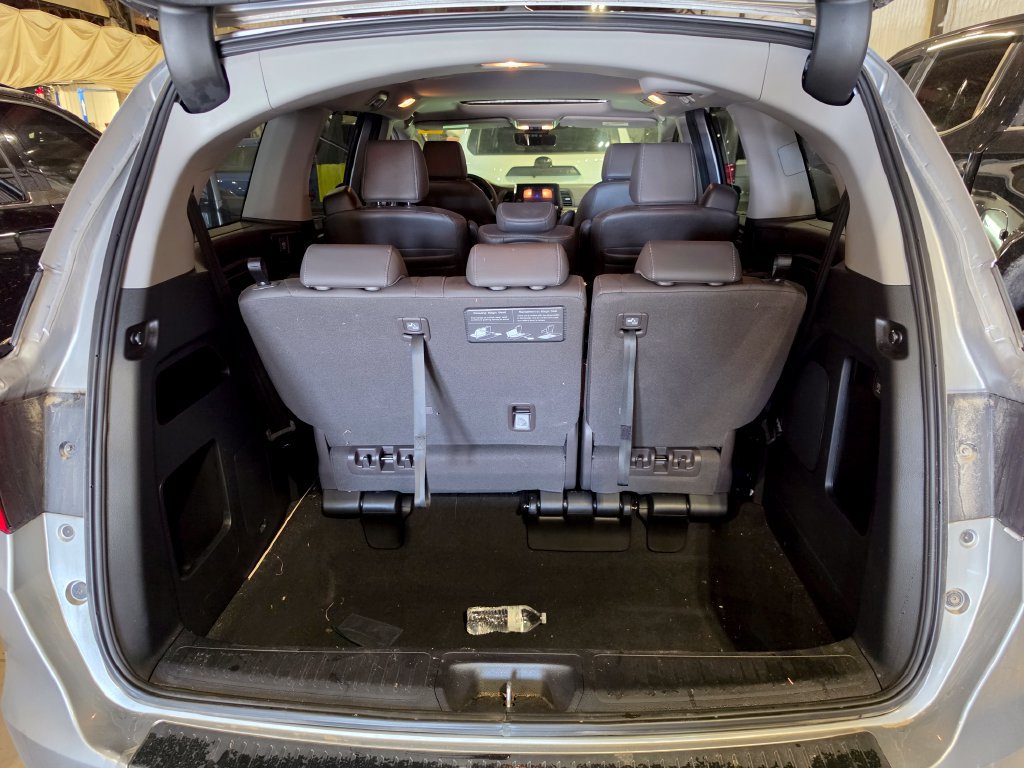 Used 2023 Honda Odyssey EX-L image 9