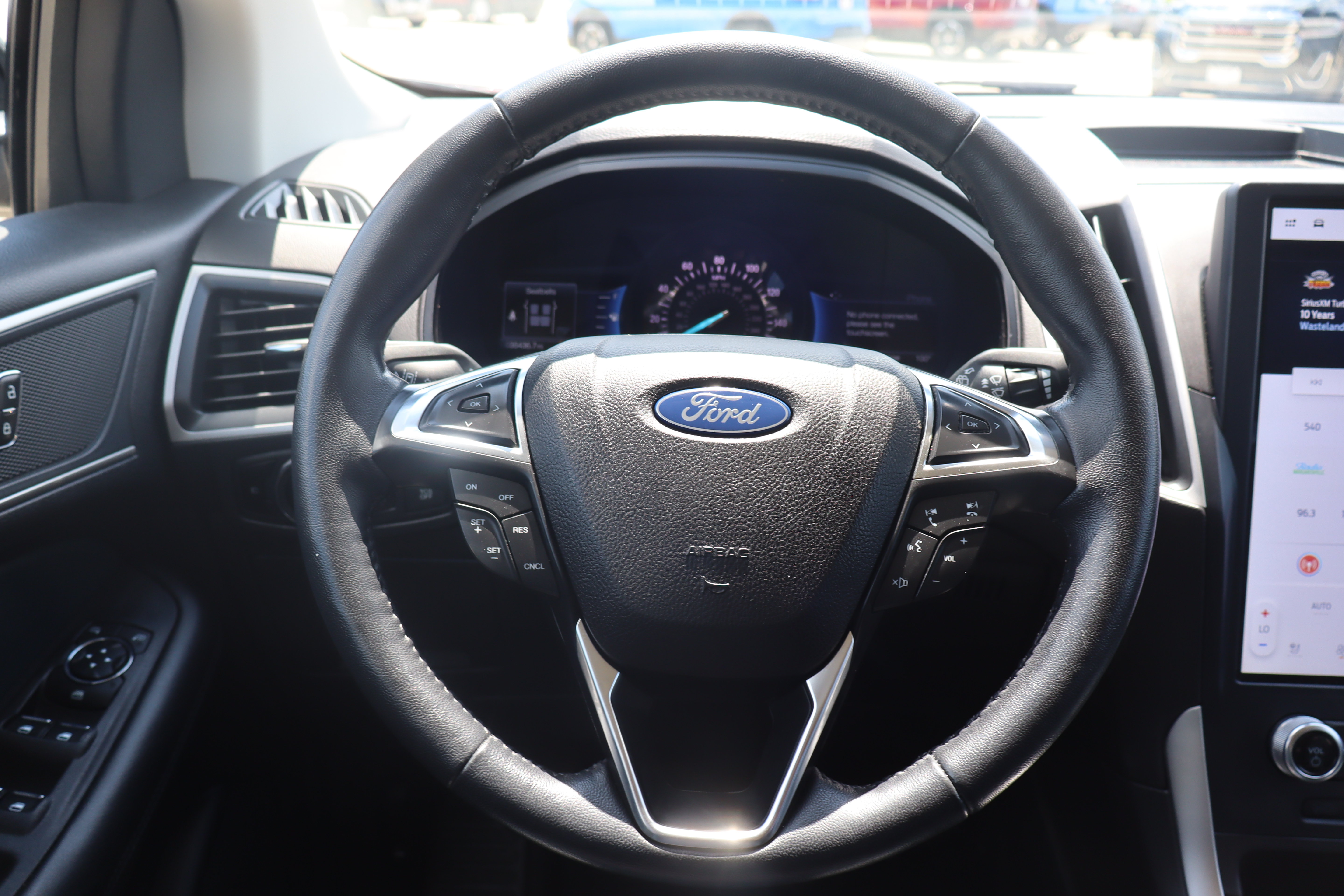 Used 2023 Ford Edge SEL w/ Sport Appearance Package AWD/4WD image 15
