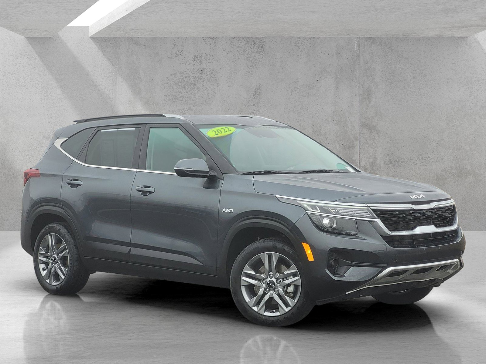 Used 2022 Kia Seltos S image 1