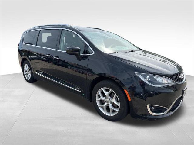Certified 2018 Chrysler Pacifica Touring-L Plus w/ Tire & Wheel Group