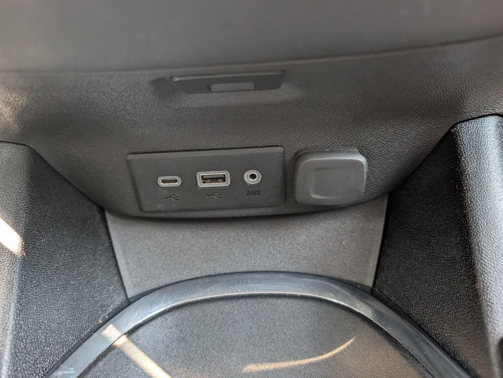 Used 2019 Chevrolet Malibu LT FWD image 26