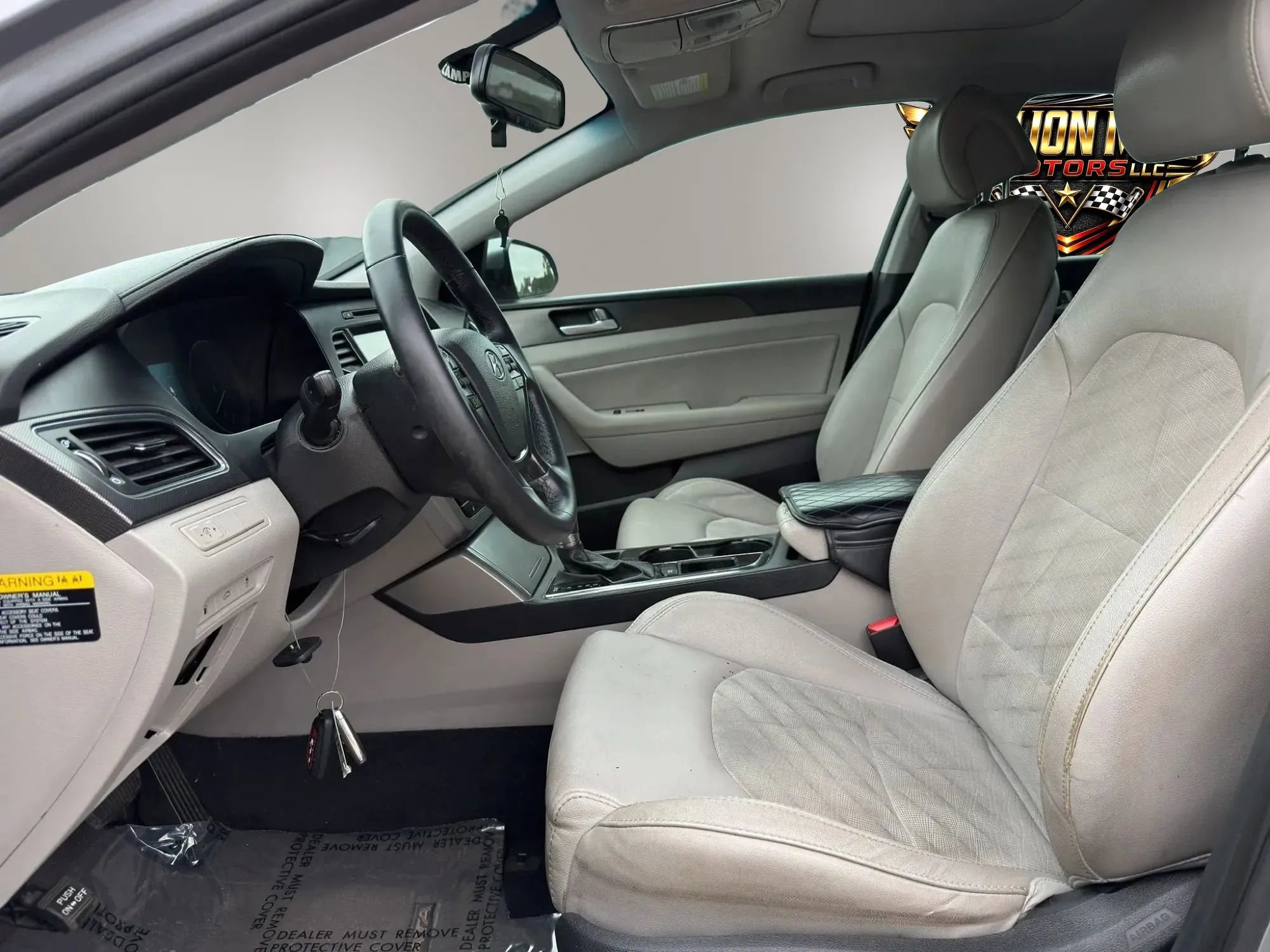 Used 2016 Hyundai Sonata Sport w/ Option Group 1V FWD image 2