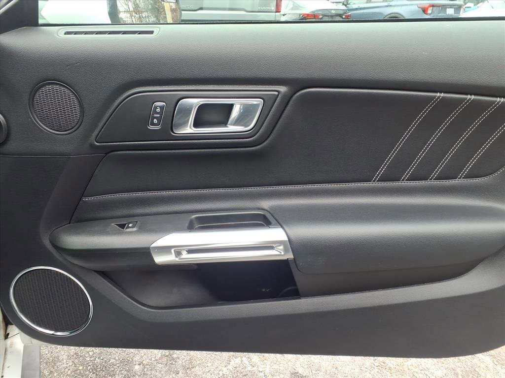 Used 2018 Ford Mustang GT Premium image 21