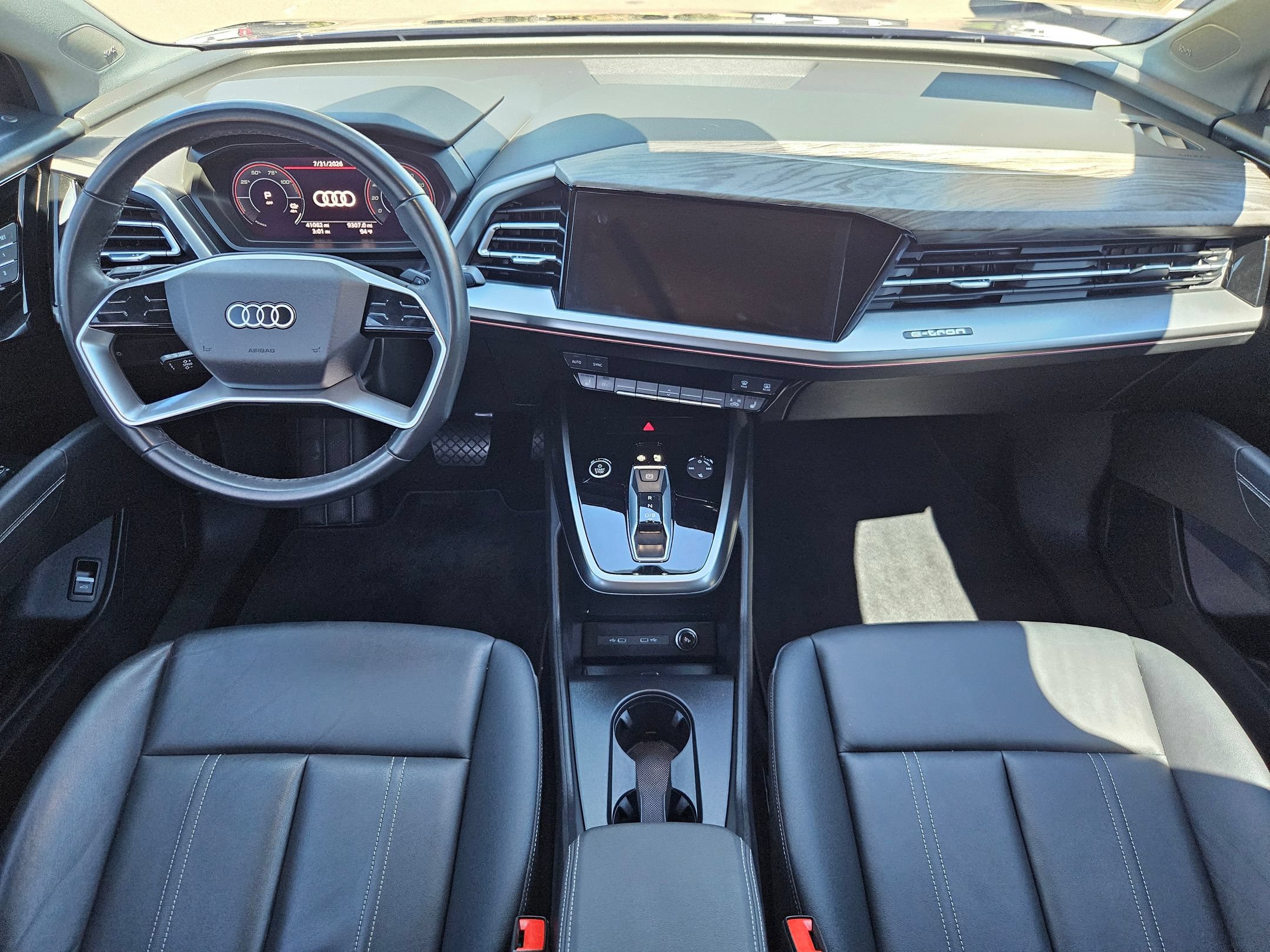 Used 2023 Audi Q4 e-tron Premium Plus w/ Premium Plus AWD/4WD image 23