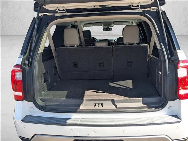 Used 2018 Ford Expedition Max XLT w/ Equipment Group 201A image 7