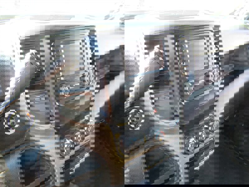 Used 2022 RAM 3500 Tradesman w/ Chrome Appearance Group image 22