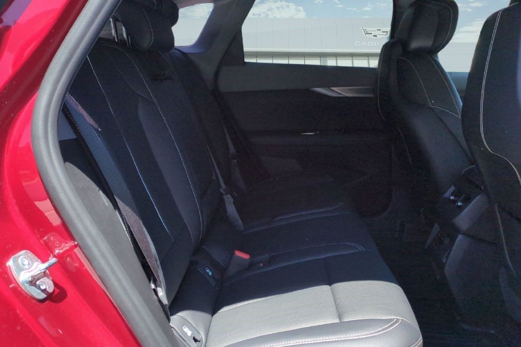 Certified 2026 Cadillac Optiq Sport 2 w/ LPO, Floor Liner Package RWD image 14