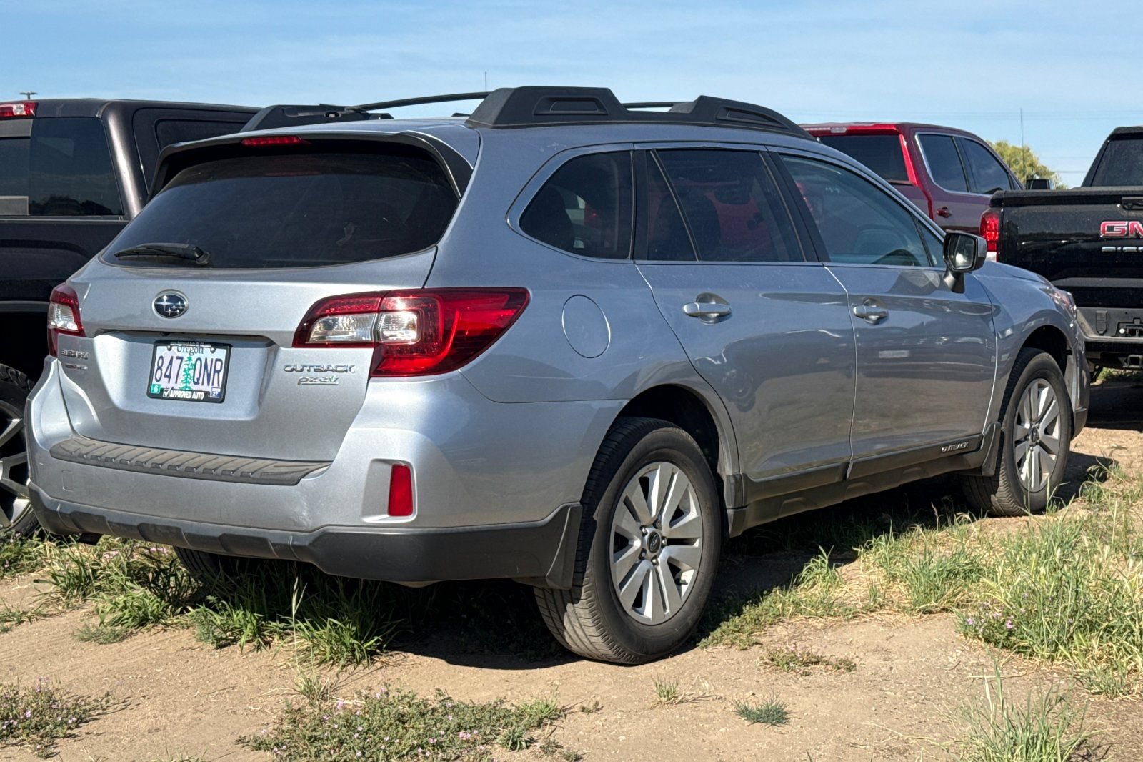 Used 2015 Subaru Outback 2.5i Premium AWD/4WD image 4