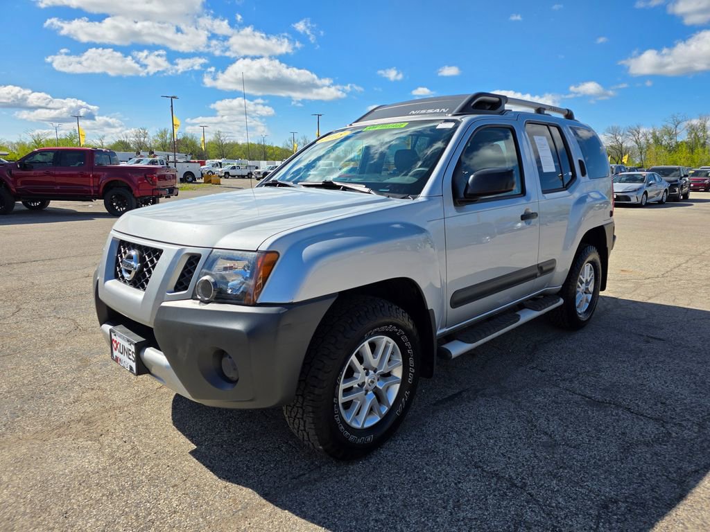 Used 2015 Nissan Xterra S AWD/4WD image 3