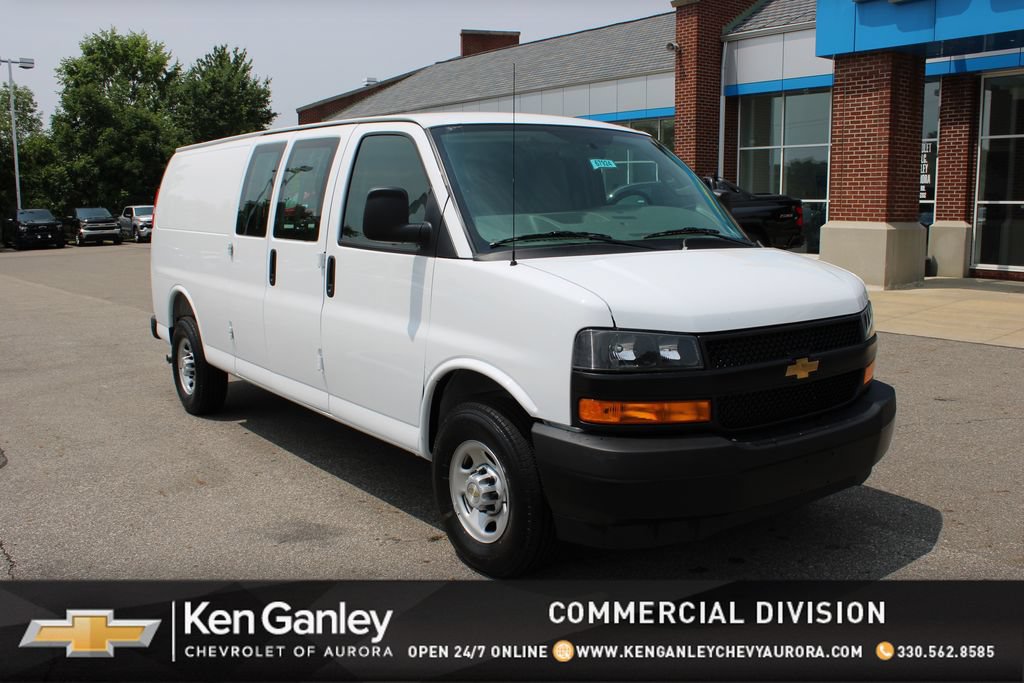 New 2026 Chevrolet Express 3500 Extended w/ Driver Convenience Package RWD video 2