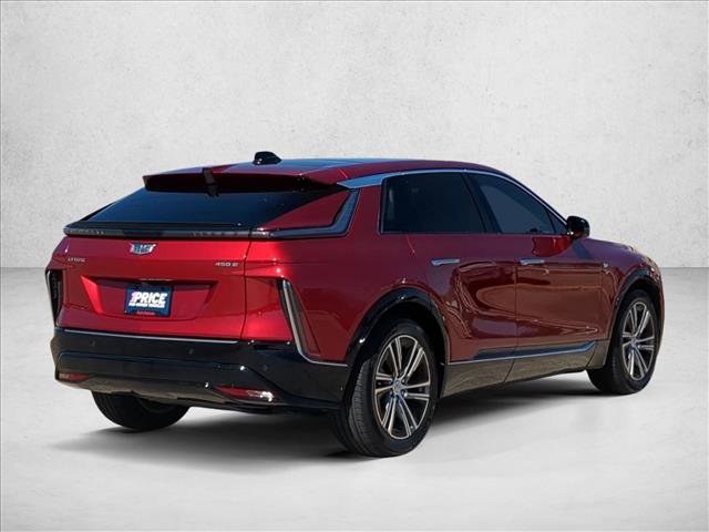 Used 2024 Cadillac Lyriq Luxury w/ LPO, Floor Liner Package image 5